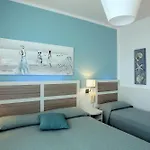 Hiki 3 Superior Отель 3*