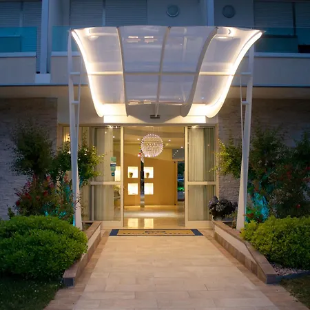 Hiki 3 Superior Hotell Bibione