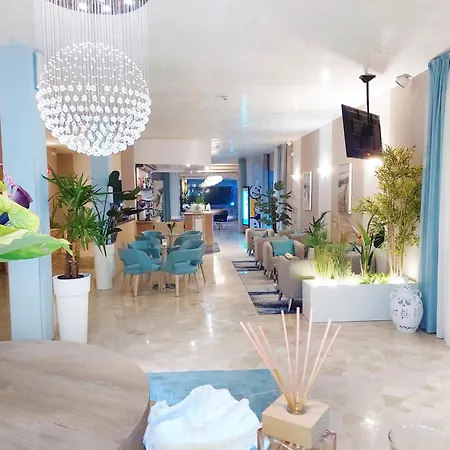 Otel Hiki 3 Superior 3*