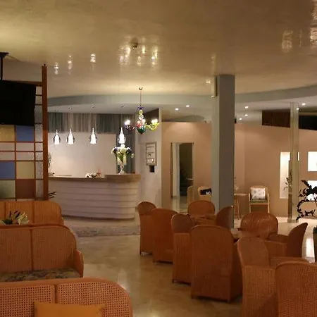 Hotel Hiki 3 Superior 3*