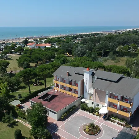 Hiki 3 Superior Hotell Bibione