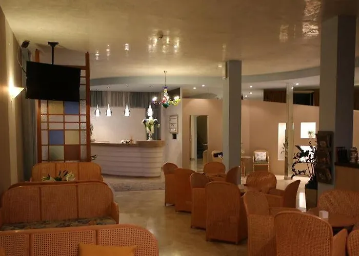 Hotell Hiki 3 Superior 3*